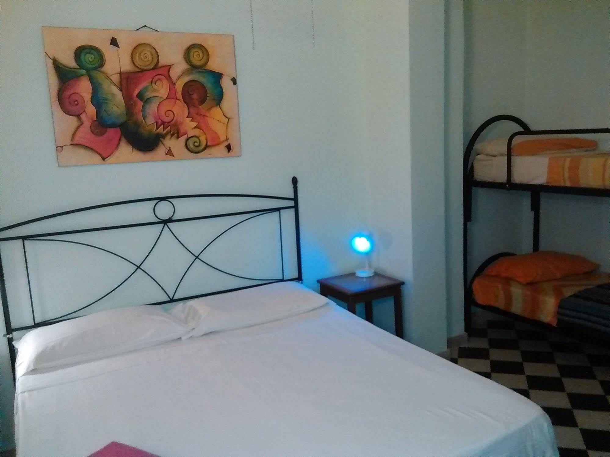 Ortigia Basic -Locazione Turistica Bed and Breakfast Syracuse Buitenkant foto